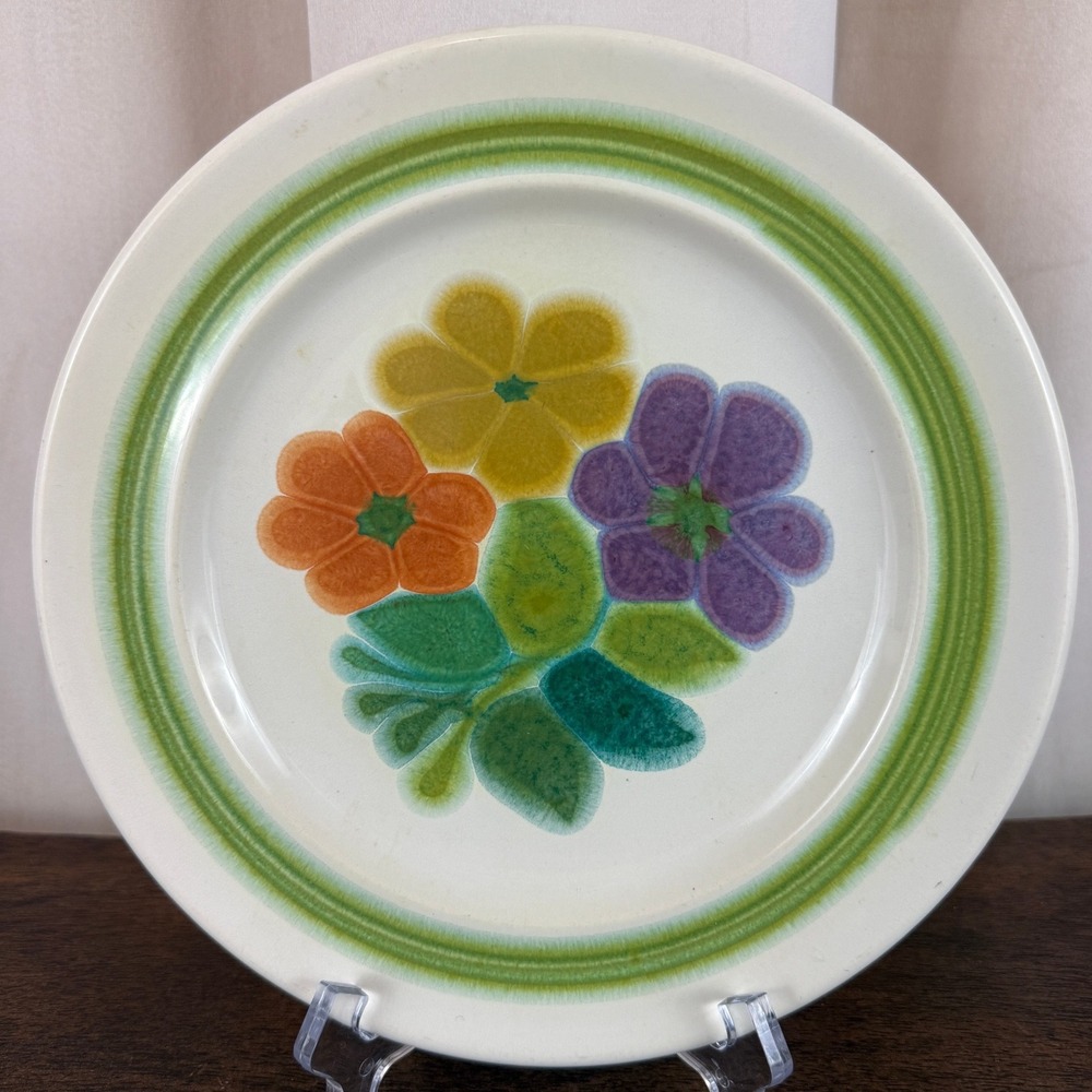 VTG 1970's Franciscan Earthenware Purple Green Floral 8.5" Salad Plate